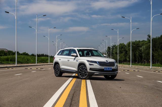 途观l有的我也有但价格更便宜城市体验斯柯达柯迪亚克7座版