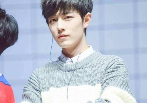 肖战的工作室道歉后，经纪人朋友圈曝光，有点嘲讽的意思