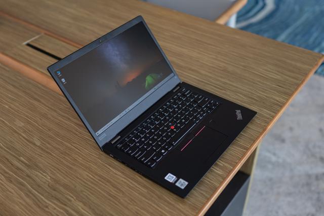 十代酷睿加持，轻薄机身，ThinkPad S2还是那个办公王者吗？
