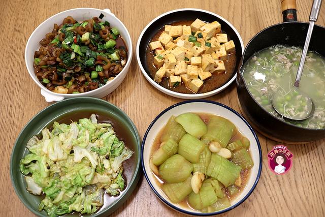 高考生天天都要大鱼大肉吗？我家晚餐2荤3素太家常，顺口营养足