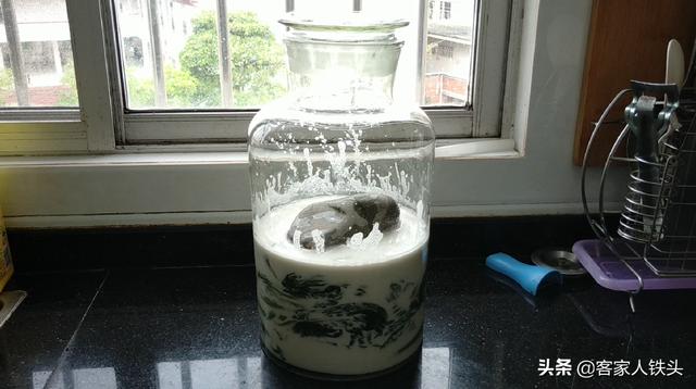 农家传统自制酸菜配方，简单一看就会，酸菜口感爽脆够酸！