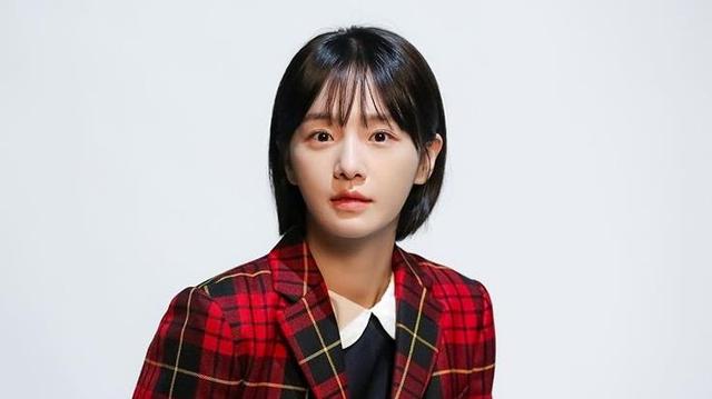 6点认识《虽然是精神病》朴珪瑛,清纯魅力超圈粉 5