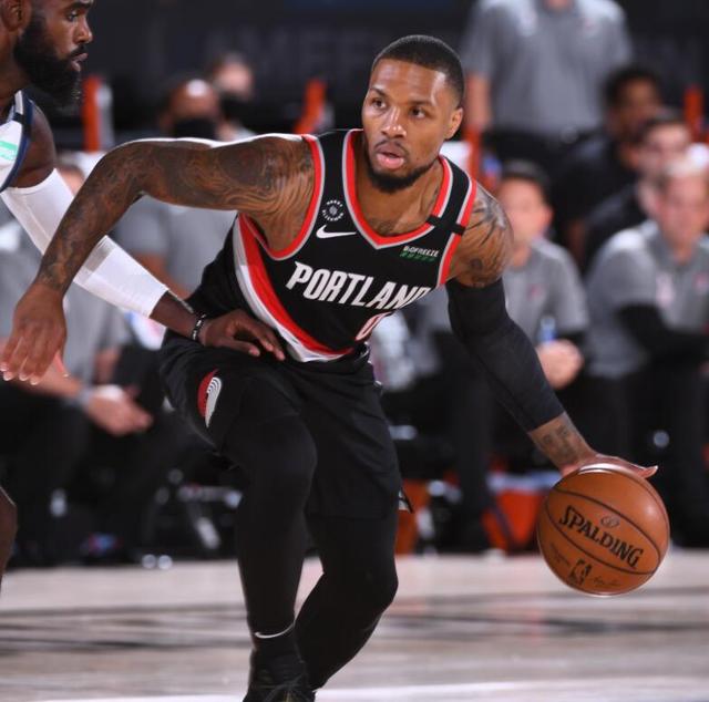 利拉德61分拓荒者134-131勝獨行俠坐上西區第八