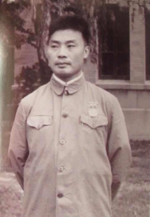 百岁将军贾若瑜：抗日战场上的指挥天才