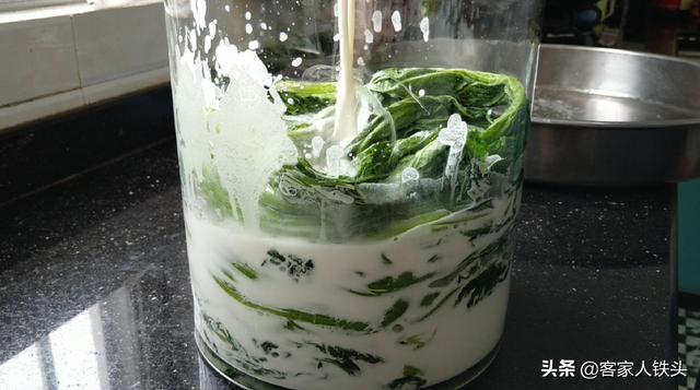 农家传统自制酸菜配方，简单一看就会，酸菜口感爽脆够酸！