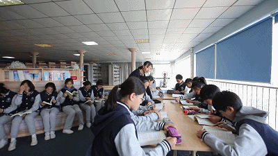 公民同招政策下，中国海洋大学银海初中招生突破以往，实现扩招