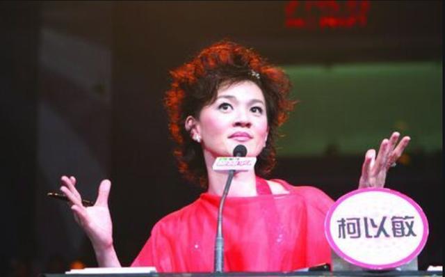 自以为红的不得了，上节目做导师疯狂耍大牌，