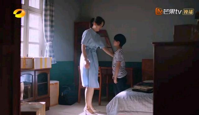 凌霄|以家人之名：凌霄妈妈凭什么回来抢儿子 宋威龙为“亲妈”打call说的话太解气了