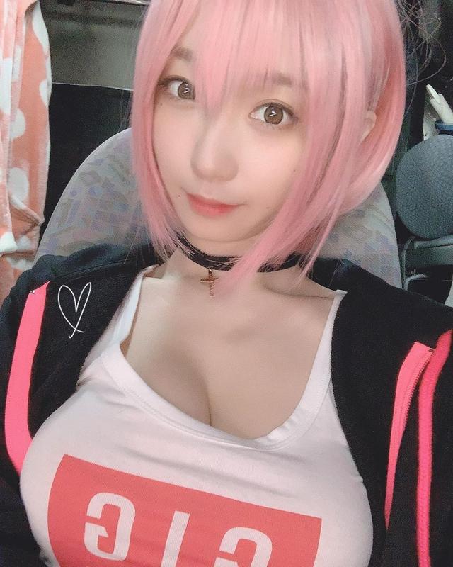 这个日本最高人气的女COSER，照片杀伤力简直无敌...