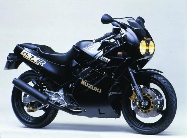С�����ĸ׳����ţ�������Ҳ���з�YZF-R25M