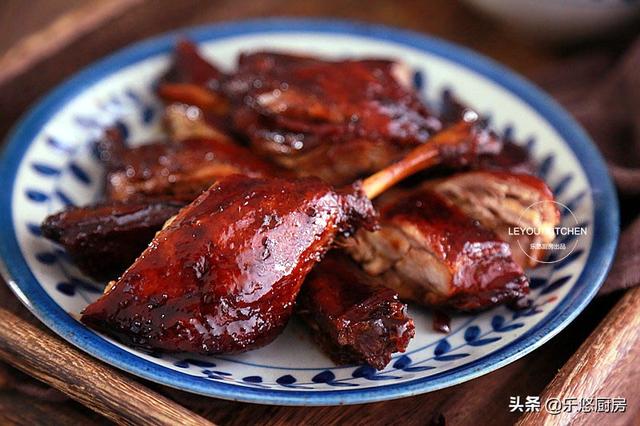 3种鸭肉做法，立秋过后要多吃，营养滋补，还花不了多少钱