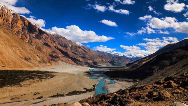 一块被“遗忘”的故土，面积相当于40个香港，清朝丢失至今未回归