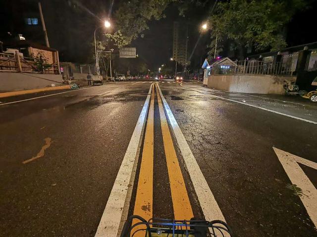 共工网诗人：满江红·一雨成秋