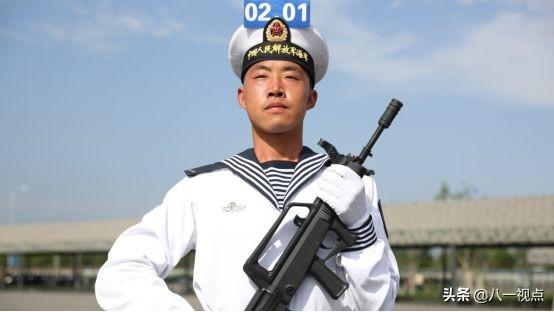 理想大于天！博士新兵参加阅兵、登上春晚