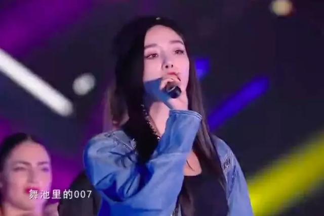 跨年晚会亮点很多，但杨幂版《野狼disco》是真辣眼…