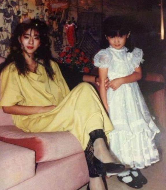 超全明星妈妈们的靓照曝光，都是什么神仙颜值