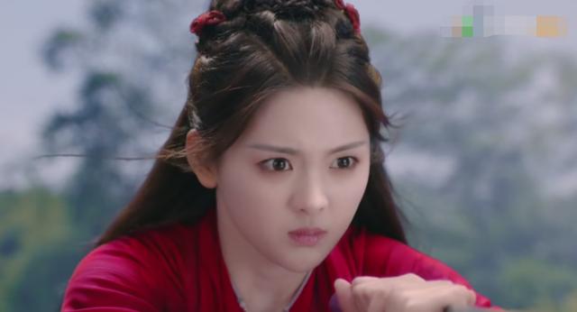 再现瞪眼式演技？严肃探讨一下，杨超越演技到底怎么样