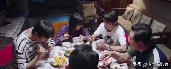 吻戏|谭松韵宋威龙吻戏被围观 在导演和群众的注视下入戏也太难了