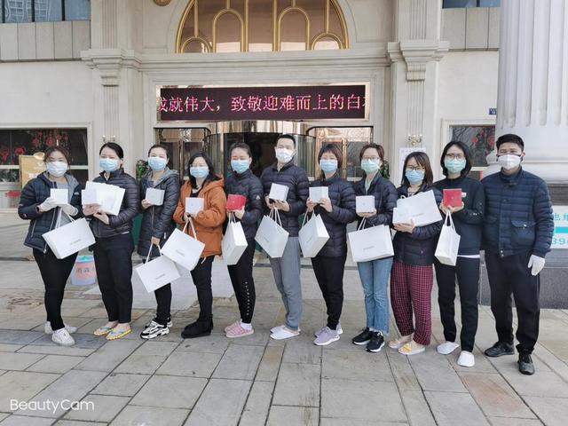 湖北爱华谦善通讯科技有限公司任爱华上榜“全国杰出创业女性”