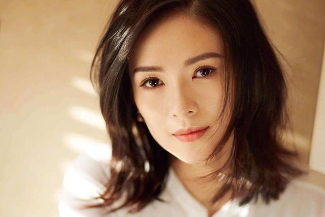 章子怡新剧又改名？压箱2年改名2次，搭配周一围惹人期待