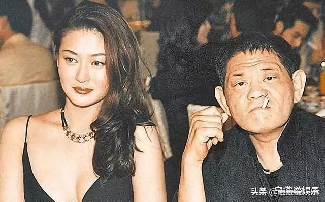 黄任中20年花20亿找100位女友，63岁依然沉迷女色