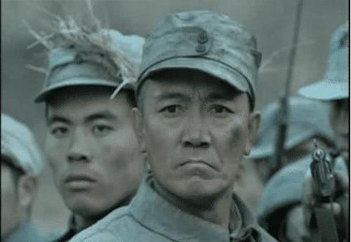 亮剑：李云龙本准备伏击，看见穿皮鞋的日军，为何立即下令撤退？