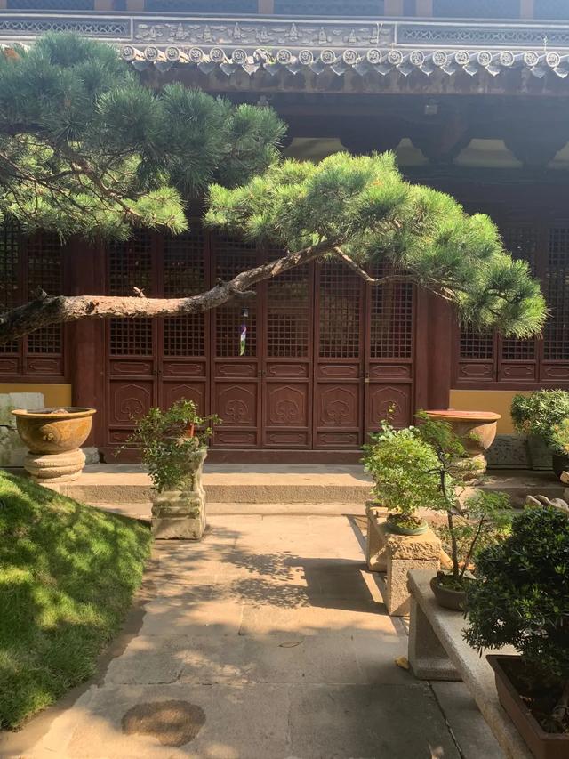 天上人间诸景备！这座和豫园“师出同门”的小园林，你可知晓？