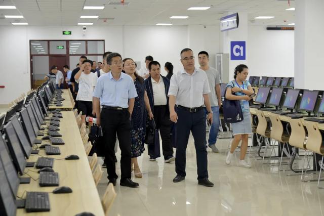 甘肃职业教育信息化研讨会在兰州召开