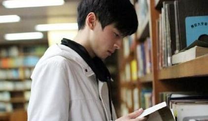 获聘|26岁女博士获聘湖南大学副教授 网友：这是别人的26岁