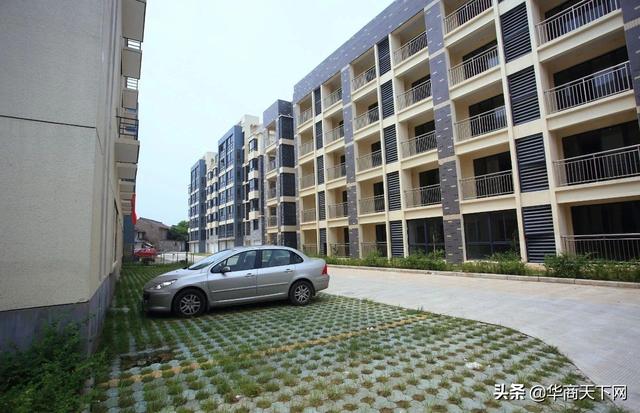 合村并居急不得，也不能急，如果没让农民过得