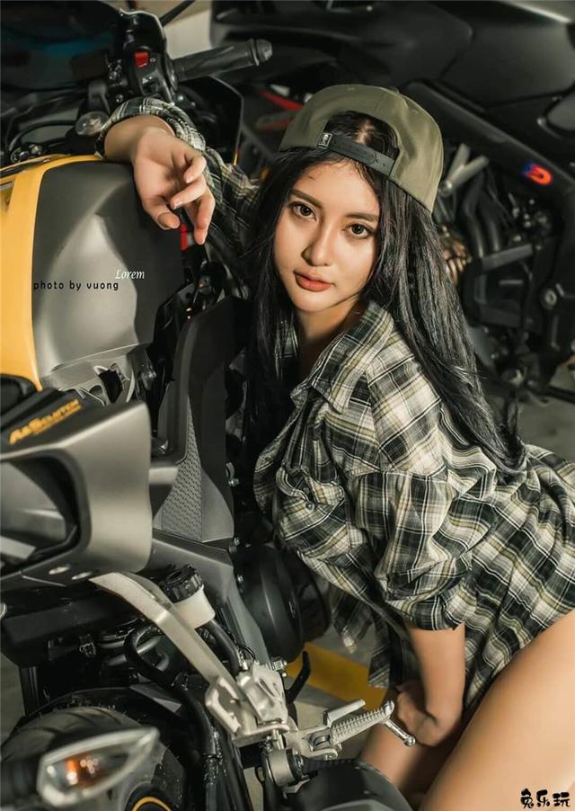 口罩还能这样戴？越南最强农村正妹Pong Kyubi(武黄玉)另类的预防肺炎方式！附154P图片下载链接！