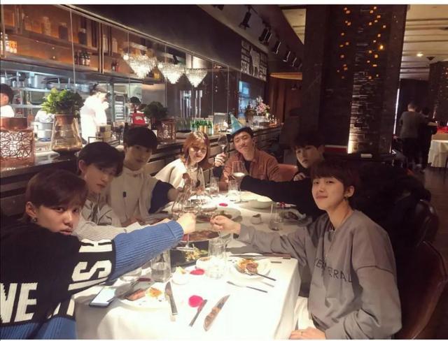 为了捧红陆柯燃，我亲自给“竞品”艺人上课