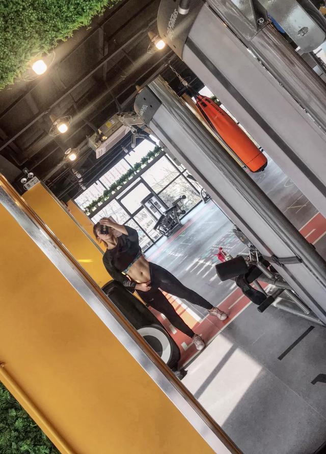 健身房才是美女集中营，里面的大妞让人血脉喷张 ｜ 食色性也