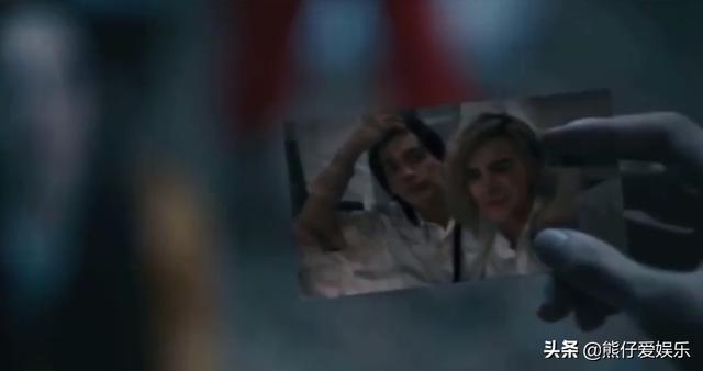 王和王后不和，双双爱上宫中乐师？这三人组演