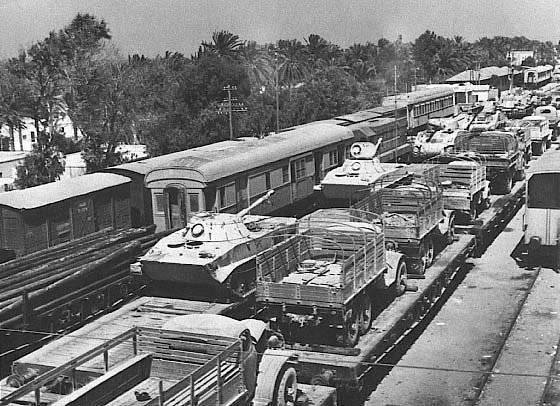 美国军队中的T-72、T-80、米格-29、S-300、歼-7战机