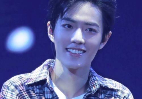 肖战本要迎来好消息，却因粉丝工作室出来道歉