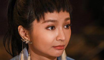 曾经误以为自己是乐队灵魂，把主唱踢出团，如