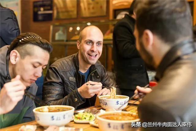兰州15家最好吃的牛肉面排行榜，据说每家都排长队！