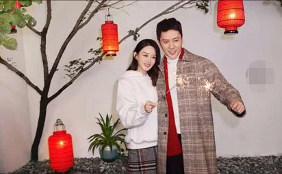 赵丽颖探班冯绍峰，夫妻俩撇下儿子过二人世界