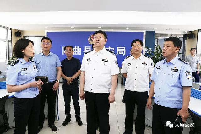 为确保"三零"单位创建落到实处,马润生副市长带领市局"三零"单位创建