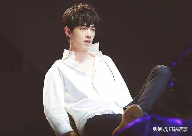 荣获最具影响力男演员，实至名归，王者归来