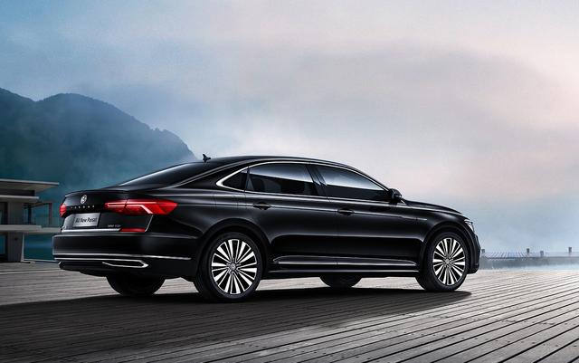  为什么都说帕萨特是B级车老大 看到车我服了