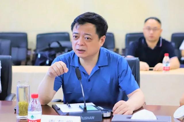 咸阳市委书记岳亮一行考察正泰
