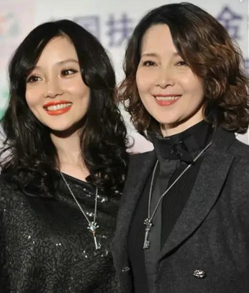 超全明星妈妈们的靓照曝光，都是什么神仙颜值