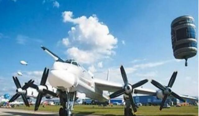 轮到美国被自由飞行，4架轰炸机直扑美本土，