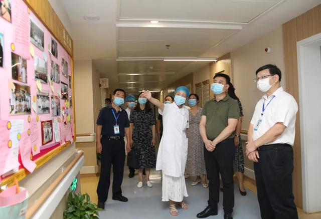 中共南昌市委卫生健康工作委员会书记雷强莅临南昌市第三医院调研