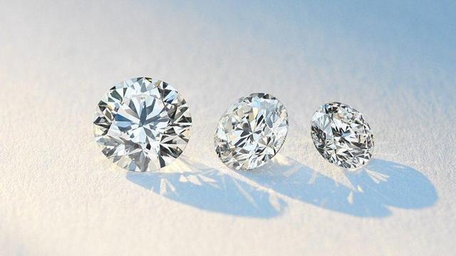 宝石钻石的区别(宝石钻石的区别是什么)