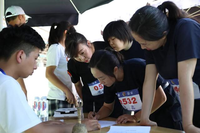 甘肃省公安机关深化实战大练兵 暨首届警体运动