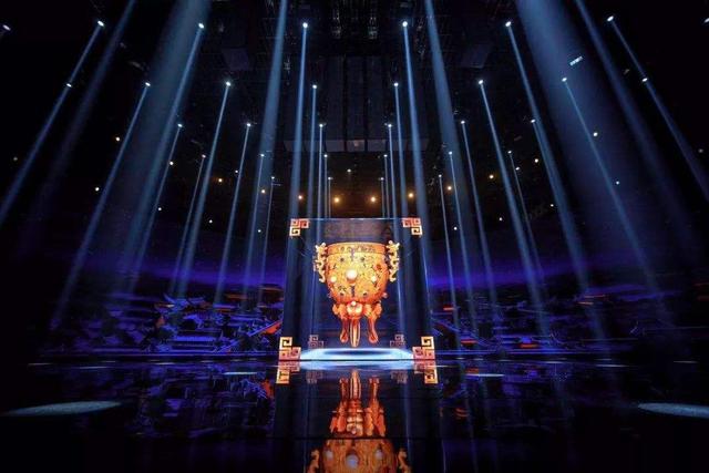 以《一本好书》《国家宝藏》为例分析文化综艺