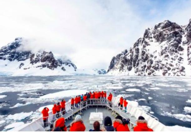 澳洲南极探险船近60％乘客确诊 乌拉圭政府已同意包机